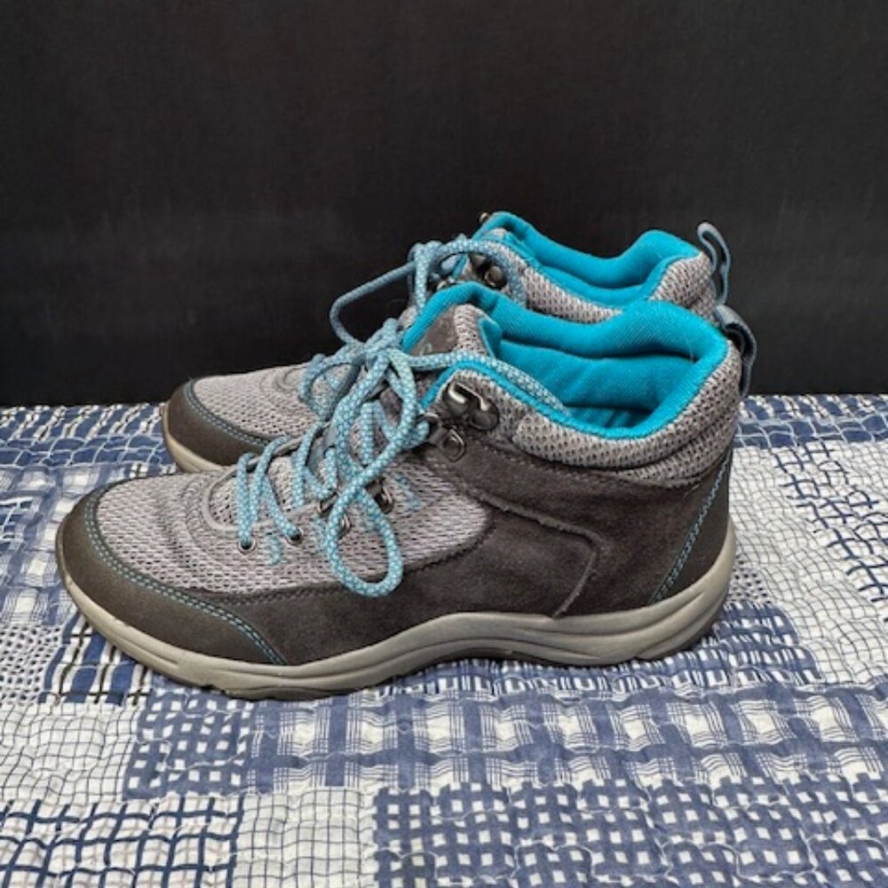 Vionic Cypress Hiking Boots Woman's Size 7.5